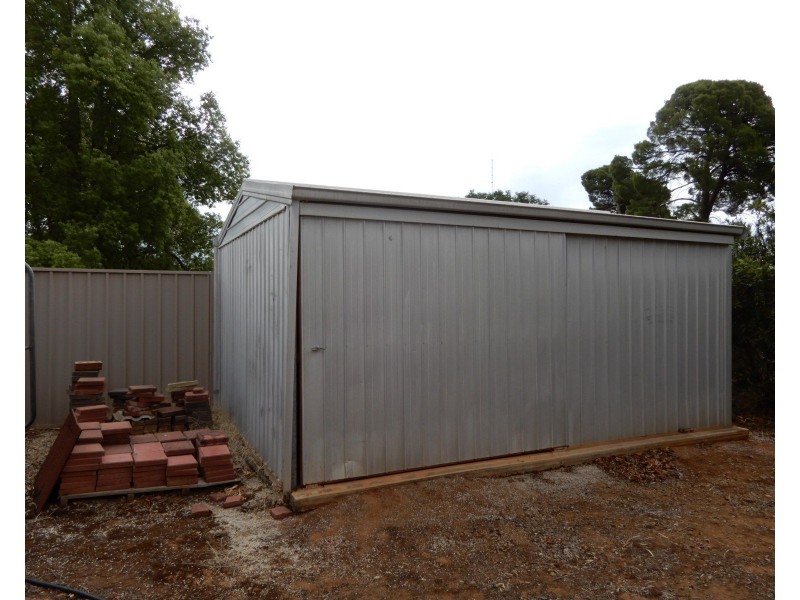 15 Booyoolie Street, Laura SA 5480