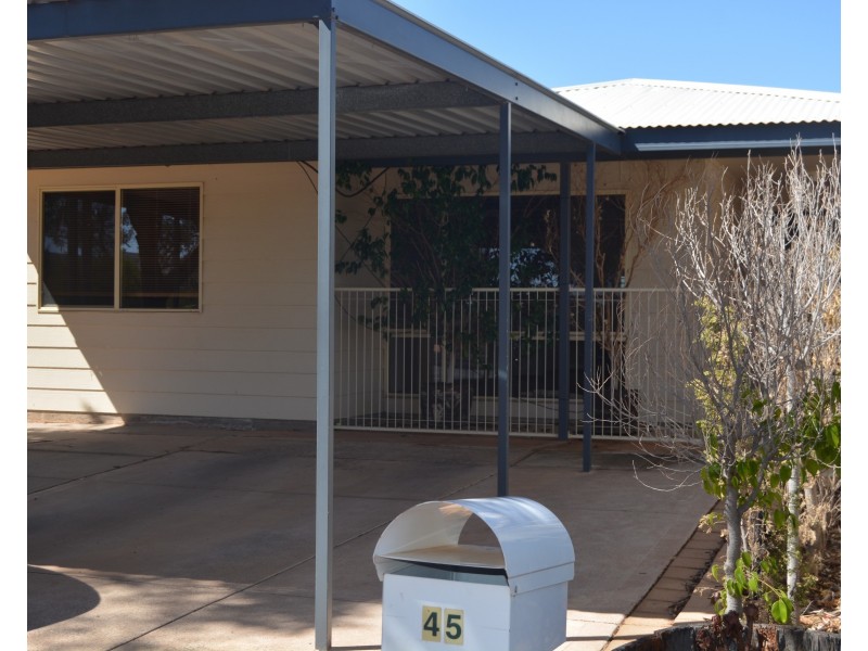 45 Arcoona Street, Roxby Downs SA 5725