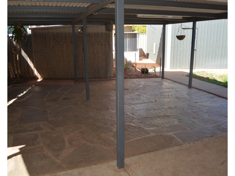 45 Arcoona Street, Roxby Downs SA 5725