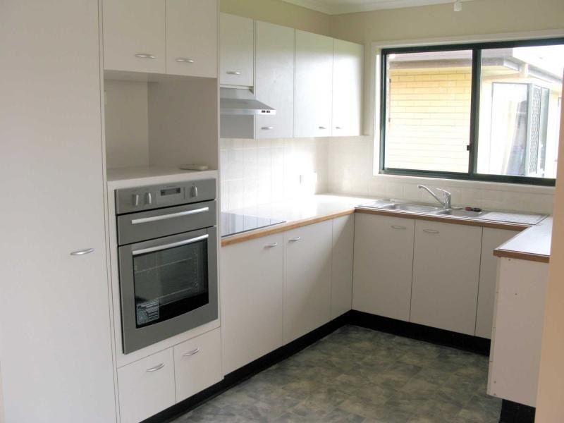 Warana QLD 4575