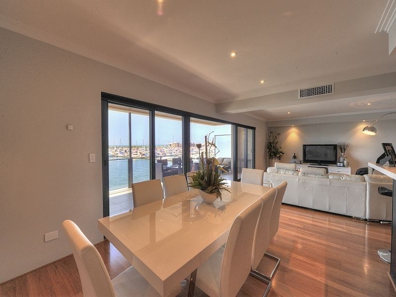 2/22 Veneto Lane, Mandurah WA 6210