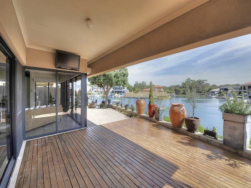 31 Aztec Island Retreat, Port Mandurah, Mandurah WA 6210