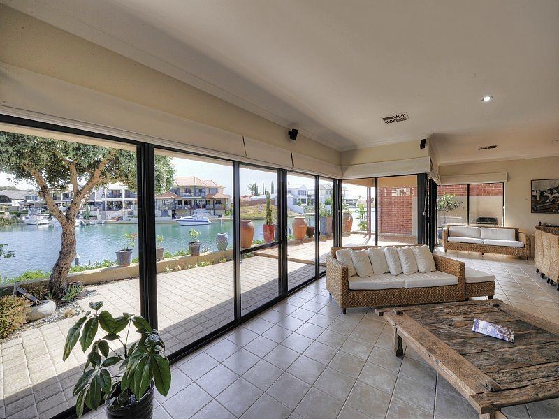 31 Aztec Island Retreat, Port Mandurah, Mandurah WA 6210