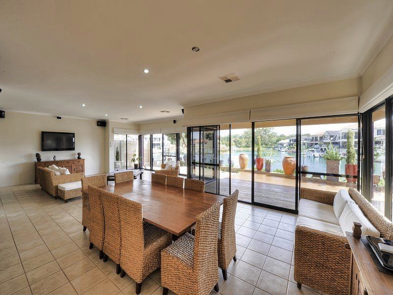 31 Aztec Island Retreat, Port Mandurah, Mandurah WA 6210
