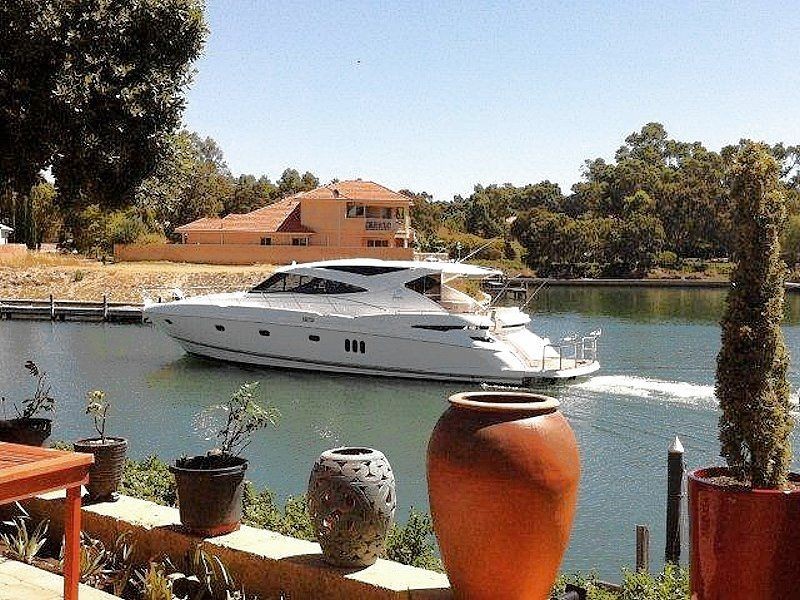 31 Aztec Island Retreat, Port Mandurah, Mandurah WA 6210