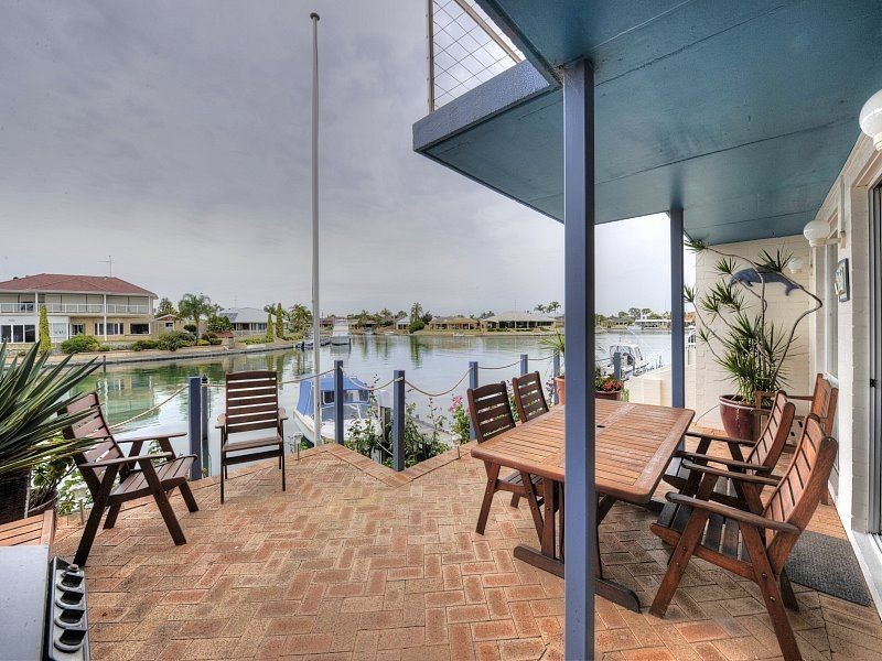 75 Waterside Drive, Dudley Park WA 6210