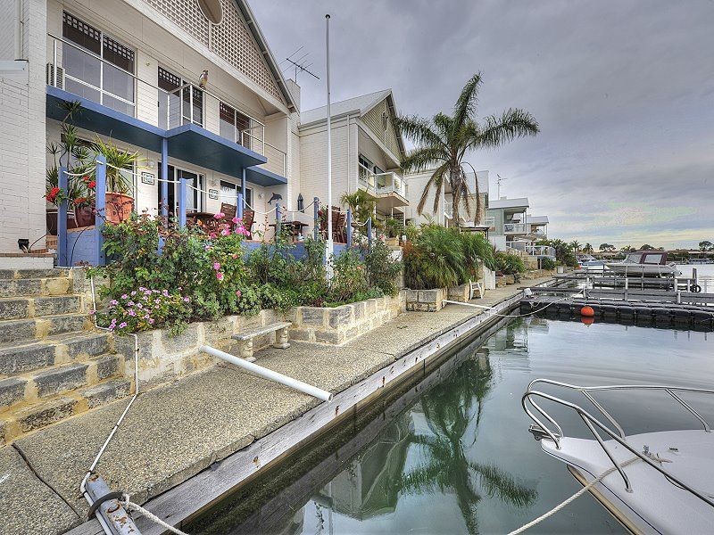 75 Waterside Drive, Dudley Park WA 6210