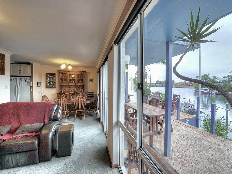 75 Waterside Drive, Dudley Park WA 6210