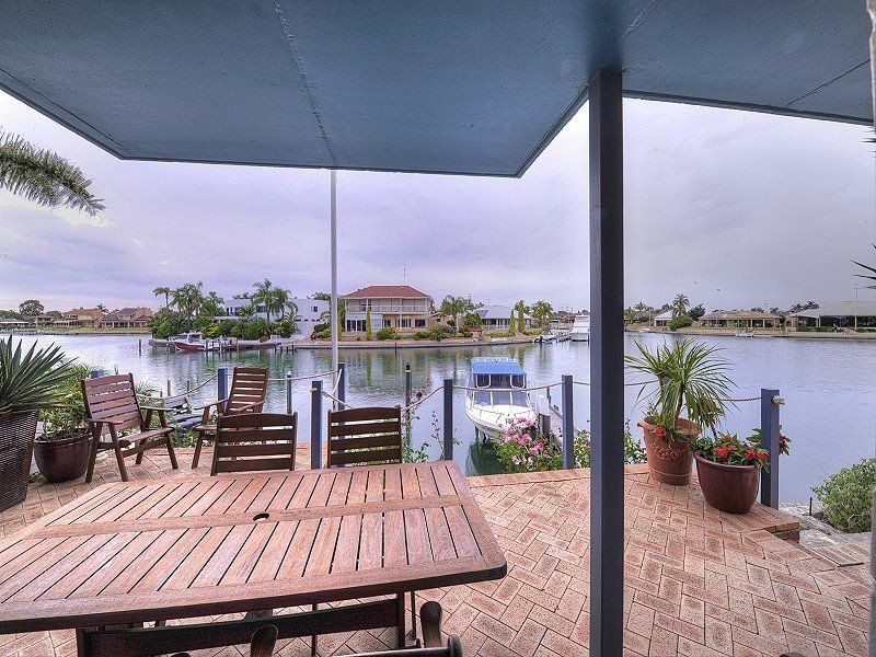 75 Waterside Drive, Dudley Park WA 6210