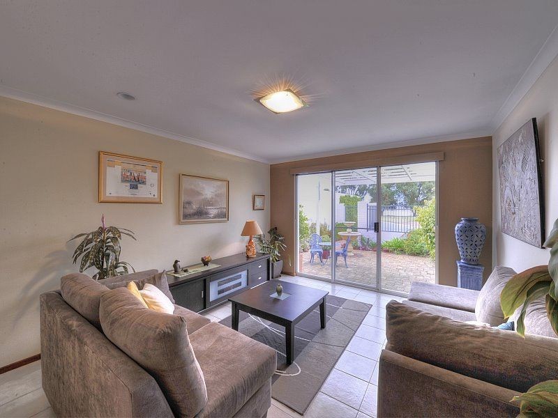 75 Waterside Drive, Dudley Park WA 6210