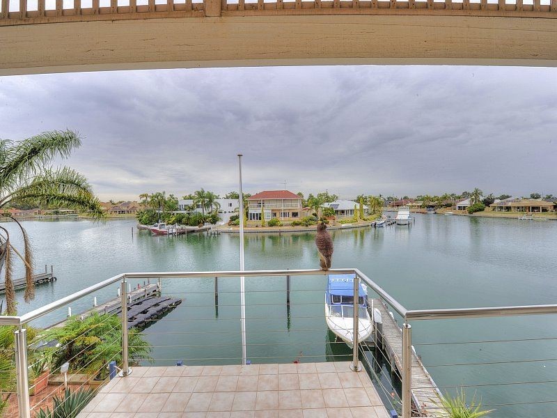 75 Waterside Drive, Dudley Park WA 6210