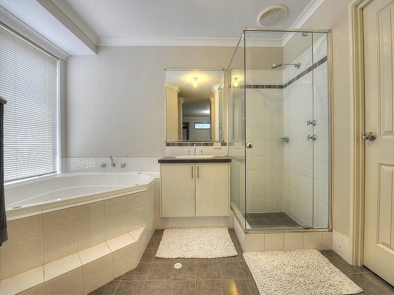 19 Adriana Way, Halls Head WA 6210