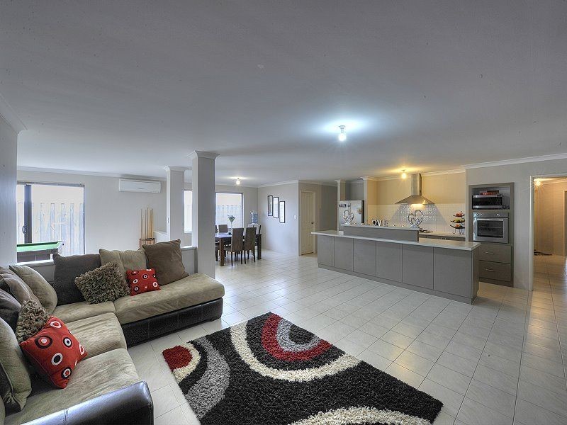 19 Adriana Way, Halls Head WA 6210