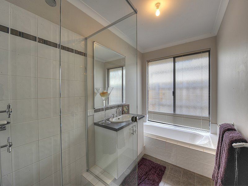 19 Adriana Way, Halls Head WA 6210