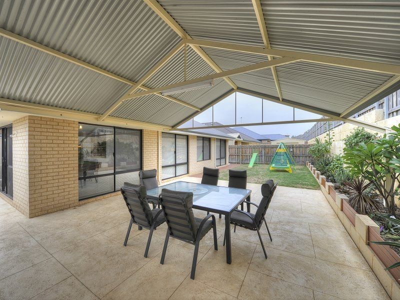 19 Adriana Way, Halls Head WA 6210