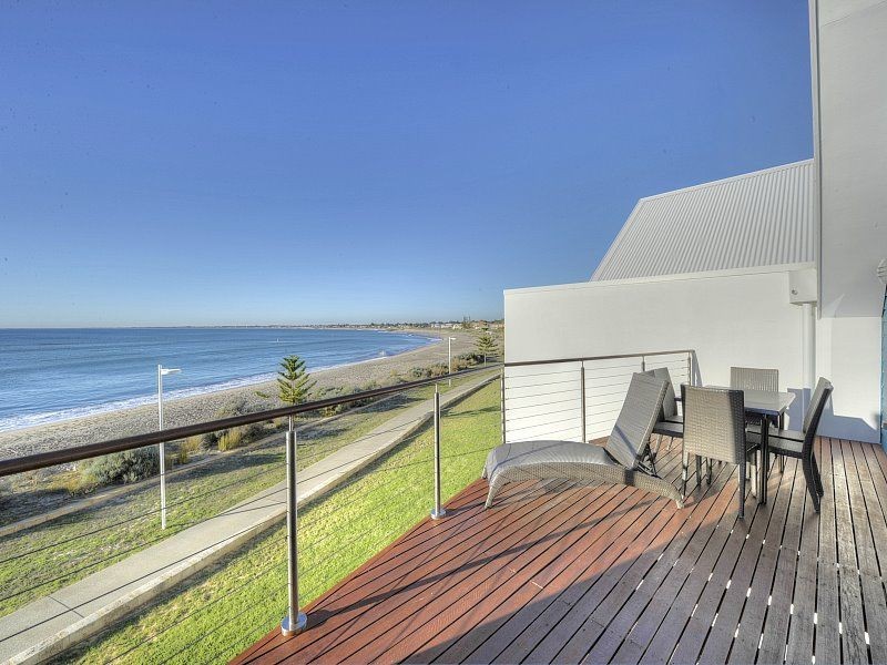 12/16 Dolphin Drive, Seashells Resort, Mandurah WA 6210