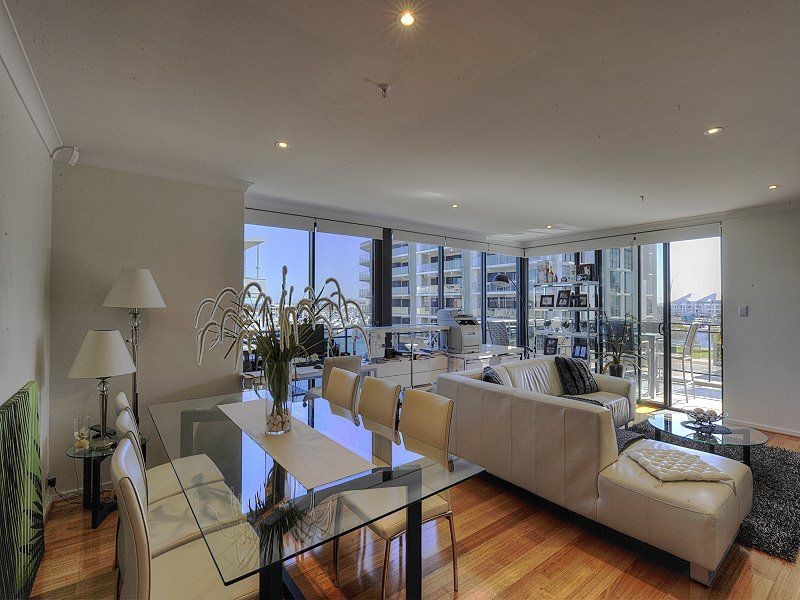 4/16 Torcello Mews, Mandurah WA 6210