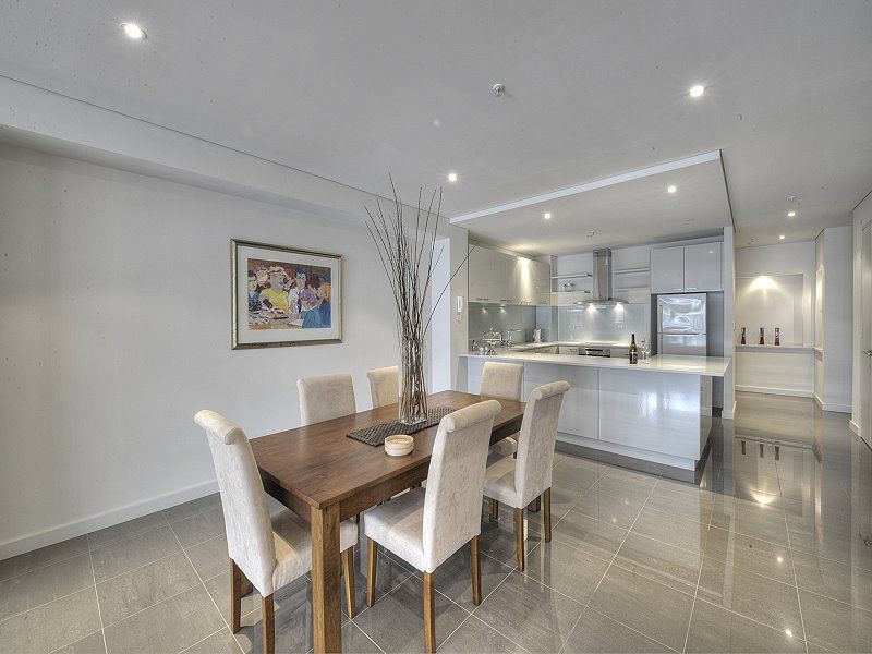 2/12 Torcello Mews, Mandurah WA 6210