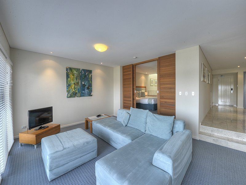 Villa 5/16 Dolphin Drive, Seashells Resort, Mandurah WA 6210