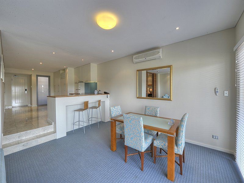 Villa 5/16 Dolphin Drive, Seashells Resort, Mandurah WA 6210