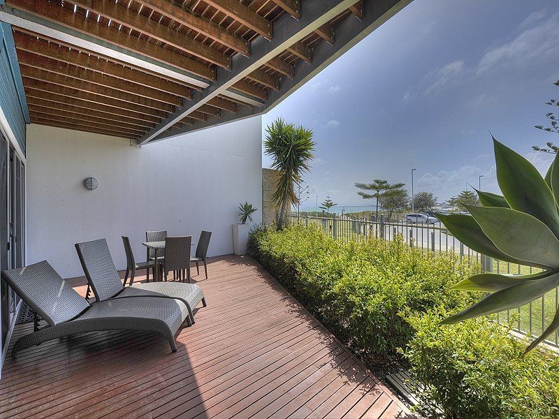 Villa 5/16 Dolphin Drive, Seashells Resort, Mandurah WA 6210