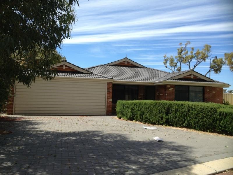 3 Evella Cove, Lakelands WA 6180