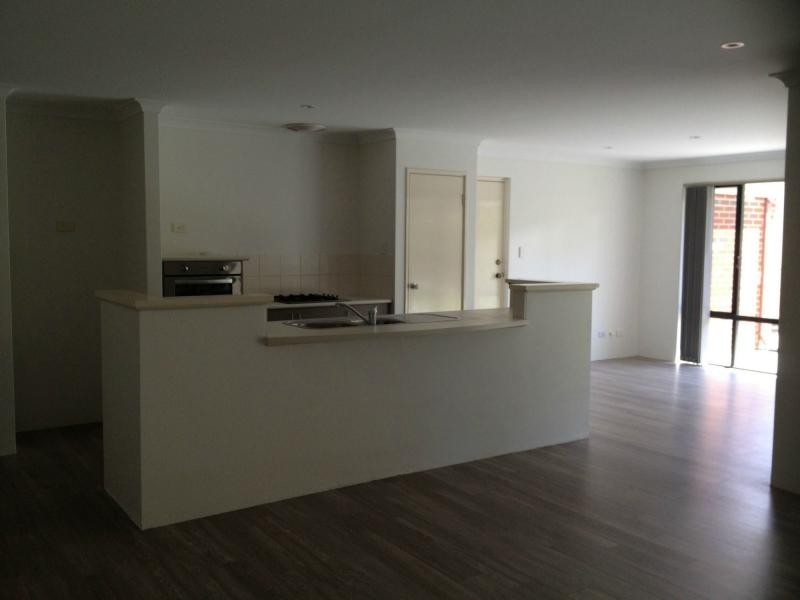 3 Evella Cove, Lakelands WA 6180