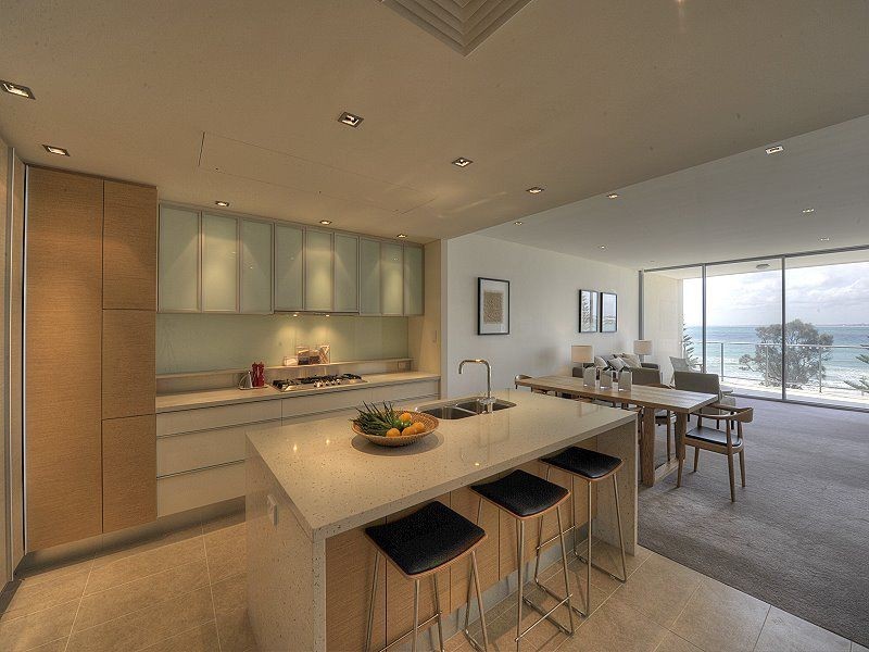 13/11 Halls Head Parade, Mandurah WA 6210