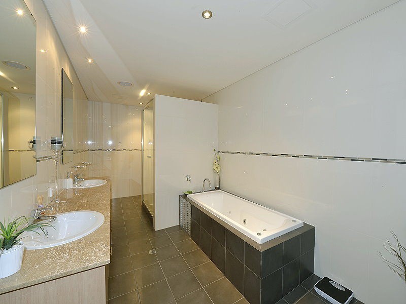 3/8 Torcello Mews, Mandurah WA 6210