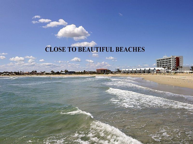 406/16 Dolphin Drive, Seashells Resort, Mandurah WA 6210
