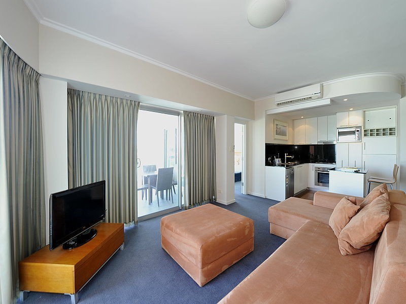 406/16 Dolphin Drive, Seashells Resort, Mandurah WA 6210