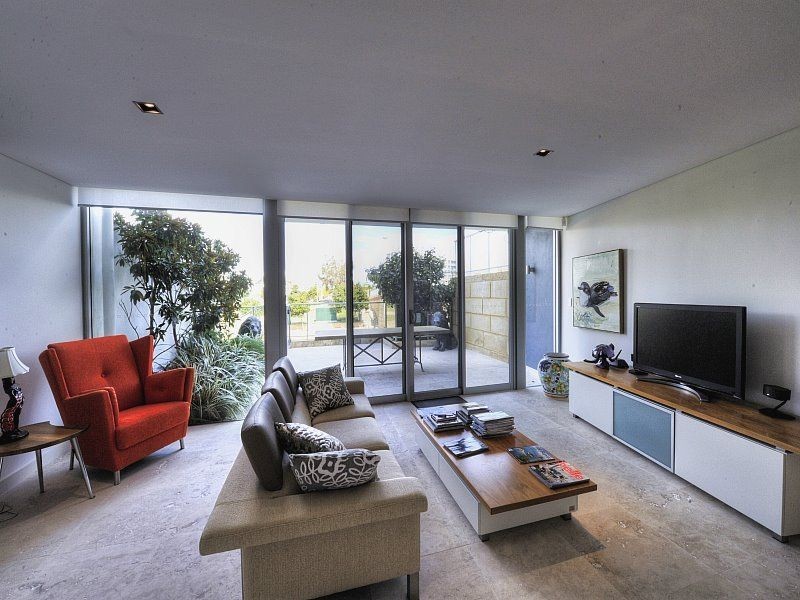 1/4 Torcello Mews, Mandurah WA 6210