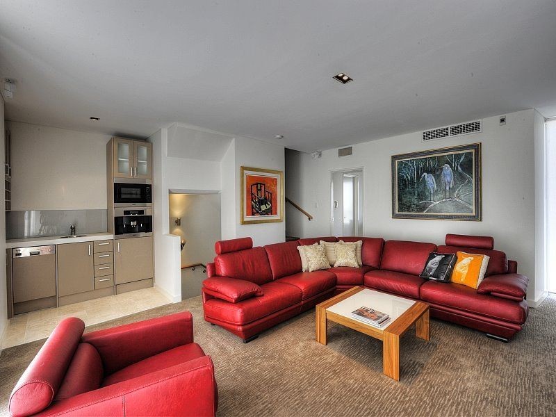 1/4 Torcello Mews, Mandurah WA 6210