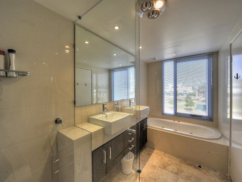 1/4 Torcello Mews, Mandurah WA 6210