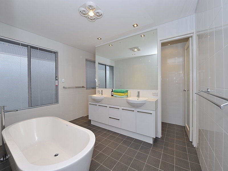 10a Treviso Mews, Mandurah WA 6210