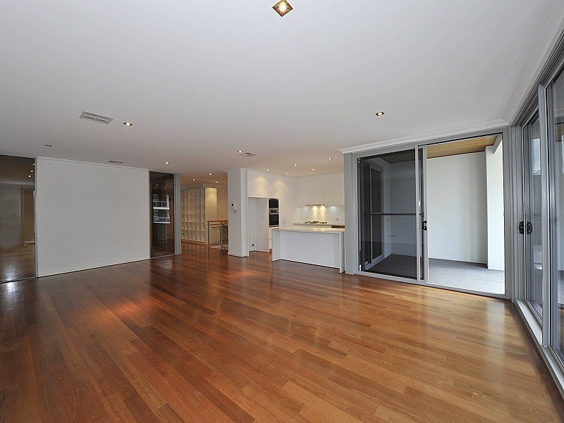 10 Treviso Mews, Mandurah WA 6210