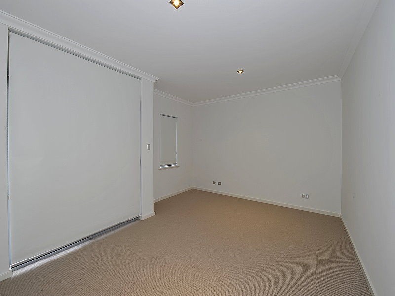 10 Treviso Mews, Mandurah WA 6210