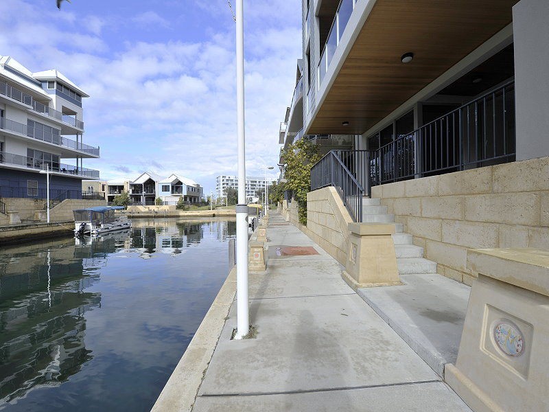 10 Treviso Mews, Mandurah WA 6210