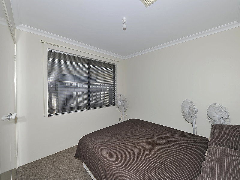 66 Buttercup Parkway, HALLS HEAD, Mandurah WA 6210