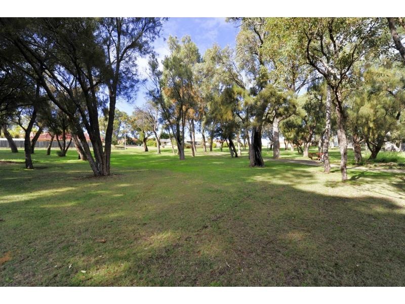 66 Buttercup Parkway, HALLS HEAD, Mandurah WA 6210