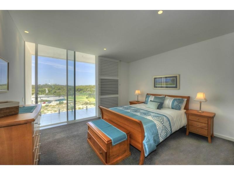 50/100 Country Club Drive, Dawesville WA 6211