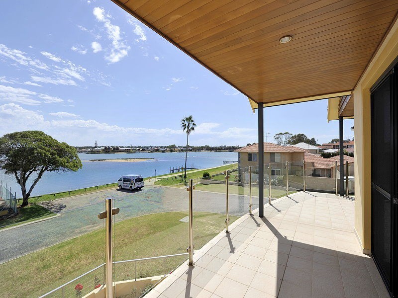 4/10 Winjan Place, Mandurah WA 6210