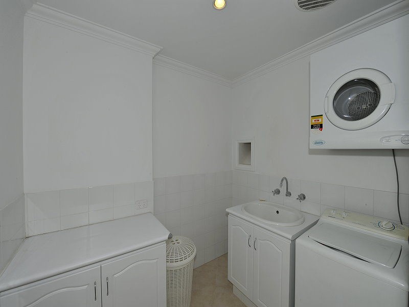 4/10 Winjan Place, Mandurah WA 6210