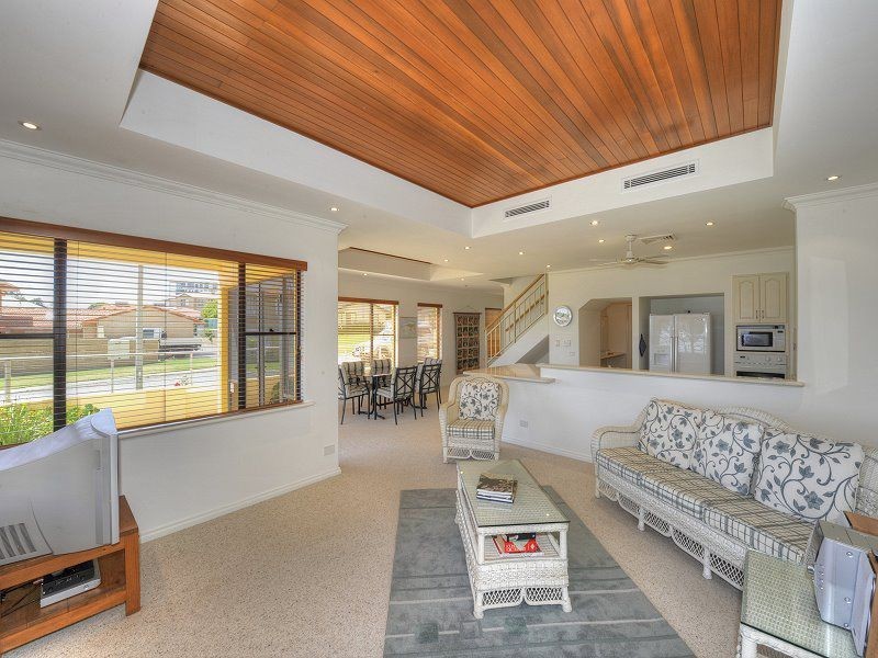 4/10 Winjan Place, Mandurah WA 6210