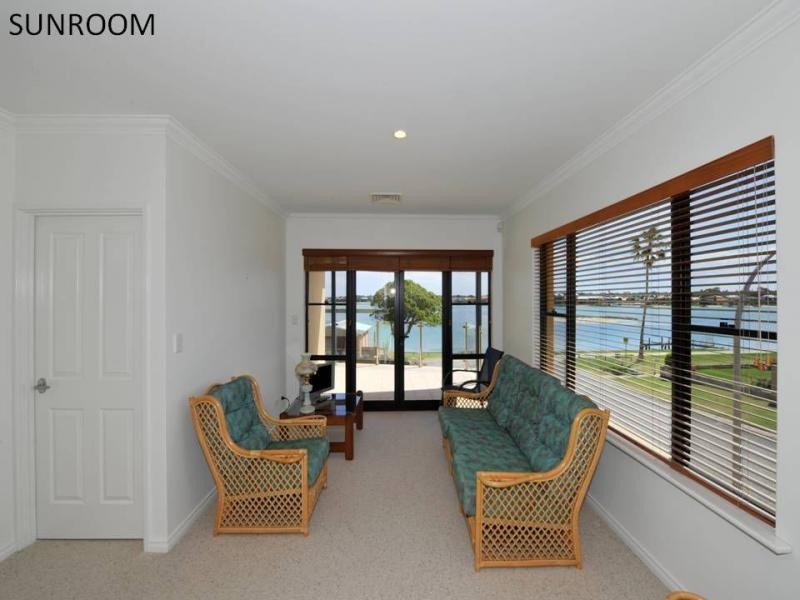 4/10 Winjan Place, Mandurah WA 6210