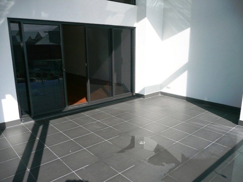 6/18 Cannaregio Square, Nautica Apartments, Mandurah WA 6210