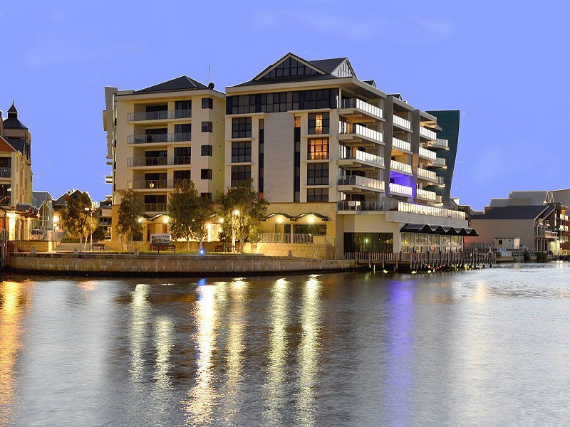 8/15 The Palladio, Mandurah WA 6210