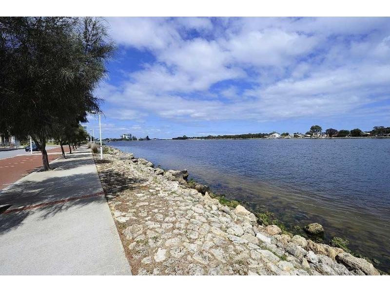 Unit 4/10 Galileo Loop, Mandurah WA 6210