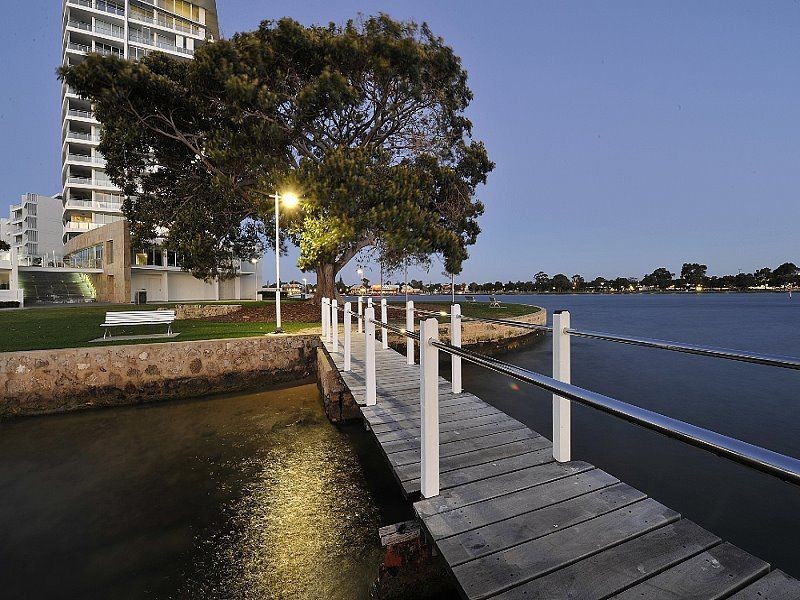 1/32 Vivaldi Drive, Mandurah WA 6210