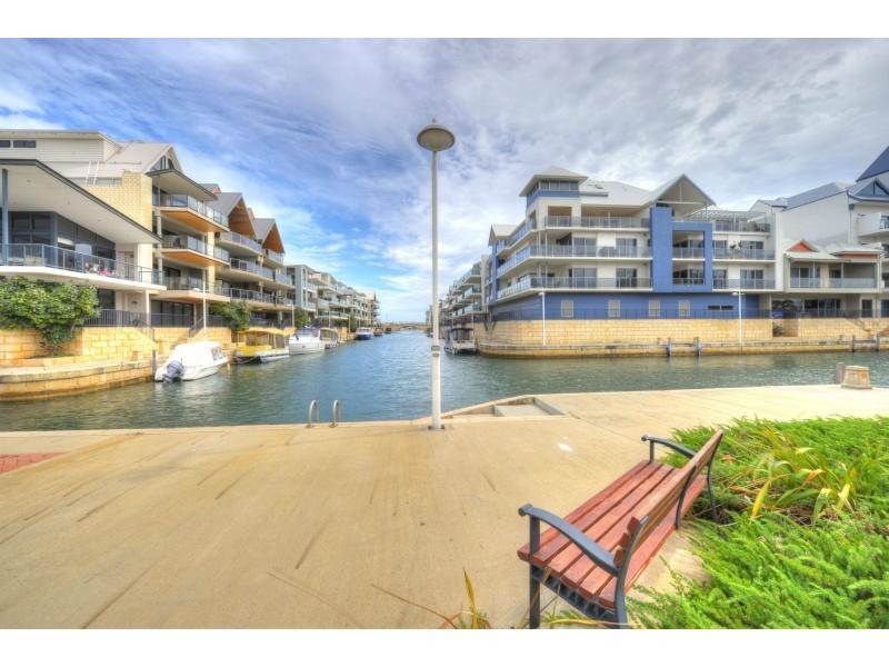 Unit 4/L7 Florian Mews, Mandurah WA 6210